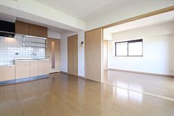 エリシオン　マキ 3階2DKのリビング/ダイニング