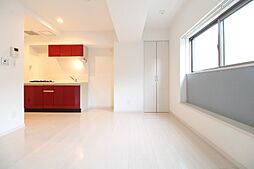 Ｂｏｎｈｅｕｒ 4階ワンルームのリビング/ダイニング