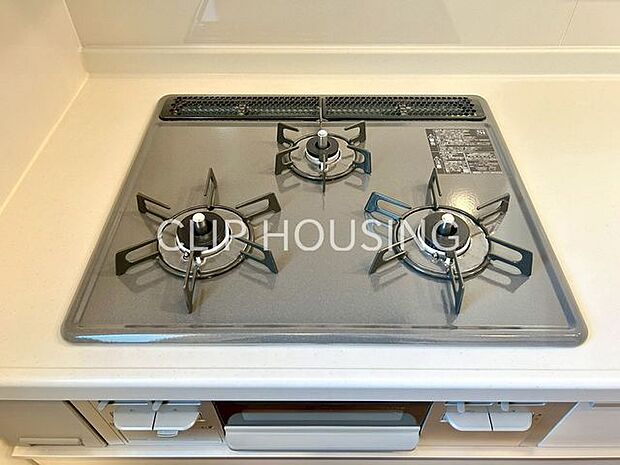 広々したキッチンでお料理もはかどりそうです。