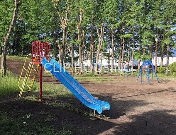 中津工業団地第2公園 徒歩23分。 1820m