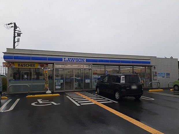 ローソン綾瀬深谷中央店 徒歩4分。 260m