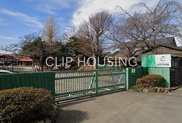 鈴鹿幼稚園 徒歩7分。 540m