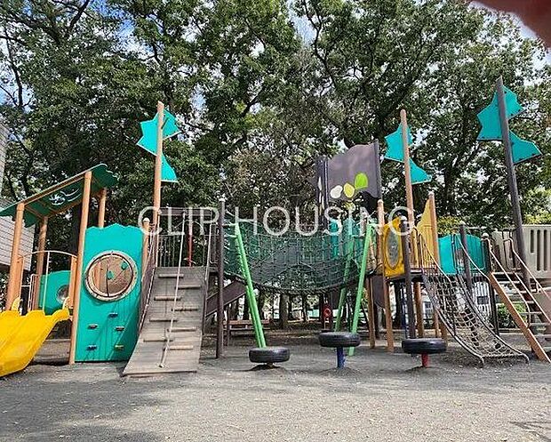 林間公園 徒歩14分。 1080m