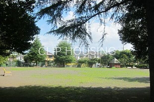 東名緑地 徒歩16分。 1230m