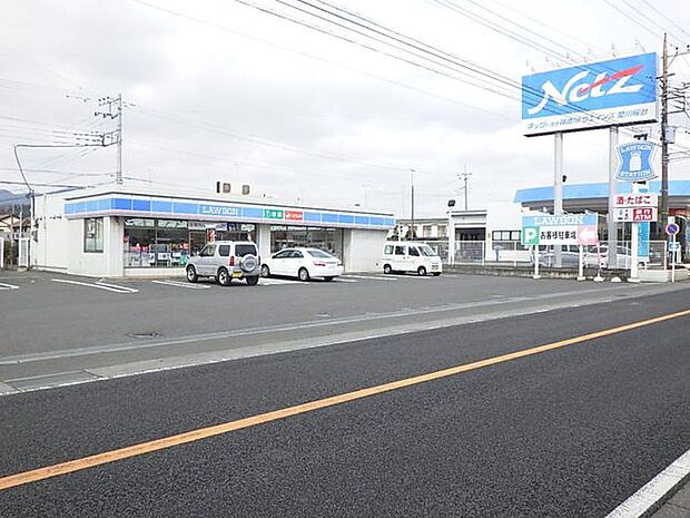 ローソン愛川桜台店 徒歩5分。 400m