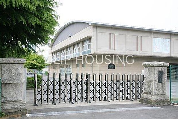 厚木市立厚木中学校 徒歩9分。 720m