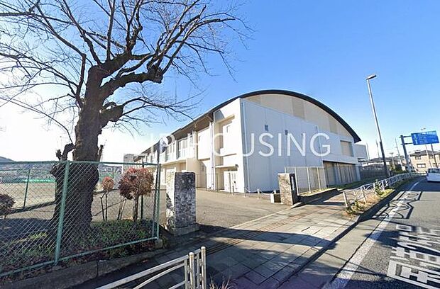 秦野市立西中学校 徒歩6分。 440m