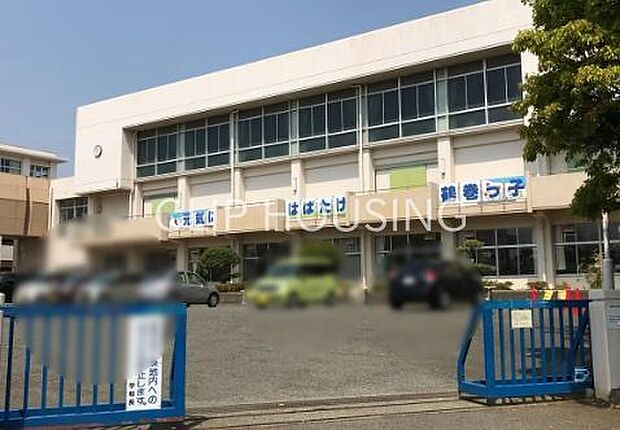 秦野市立鶴巻小学校 徒歩14分。 1070m