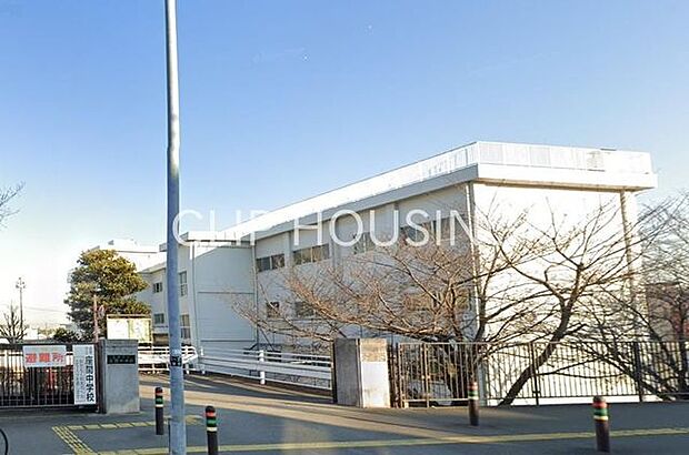 座間市立座間中学校 徒歩7分。 550m