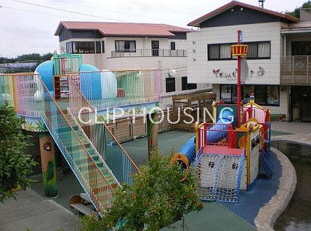 認定こども園中央マドカ幼稚園 徒歩9分。 710m