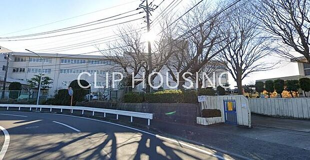 秦野市立広畑小学校 徒歩21分。 1670m