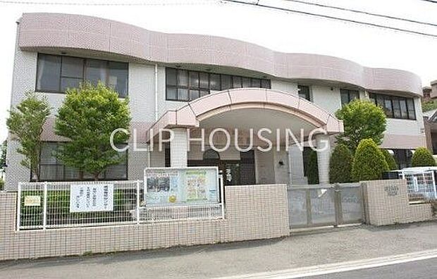 伊勢原愛児園 徒歩7分。 490m
