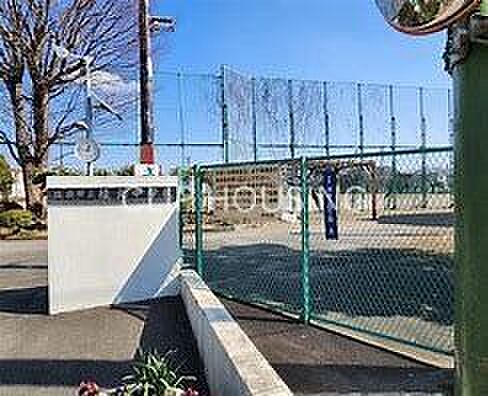 綾瀬市立綾北中学校 徒歩24分。 1900m