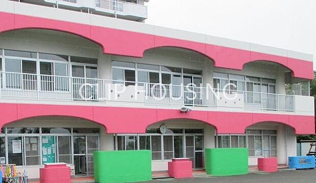 荻野すみれ愛児園 徒歩10分。 800m