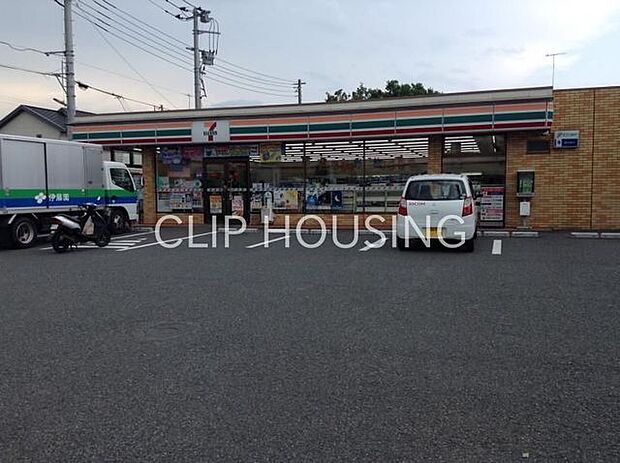 セブンイレブン厚木下荻野店 徒歩7分。 540m
