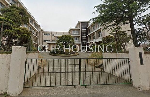 寒川町立旭が丘中学校 徒歩9分。 660m