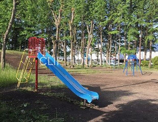 中津工業団地第2公園 徒歩18分。 1400m