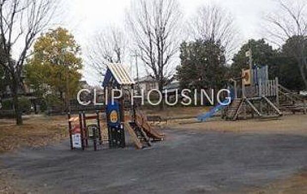 さぎさか公園 徒歩3分。 190m