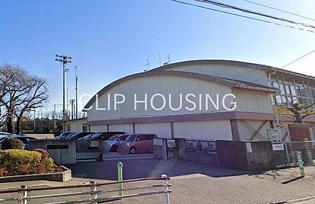相模原市立谷口中学校 徒歩13分。 1000m
