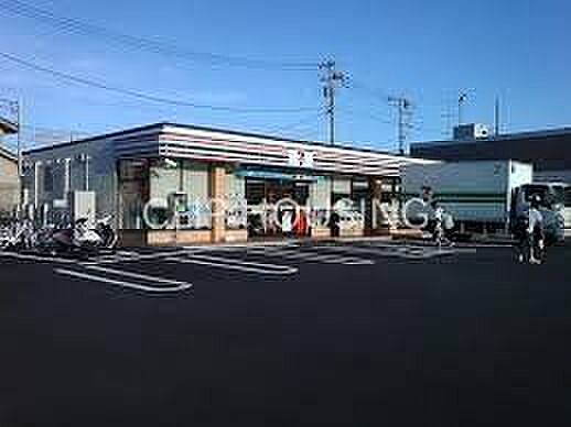 セブンイレブン大和福田中央店 徒歩7分。 560m