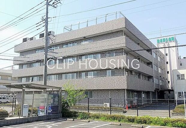 医療法人社団柏綾会綾瀬厚生病院 徒歩8分。 620m
