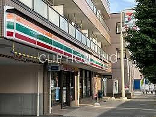 セブンイレブン大和桜ヶ丘西口店 徒歩9分。 670m