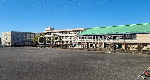 綾瀬市立寺尾小学校 徒歩8分。 580m