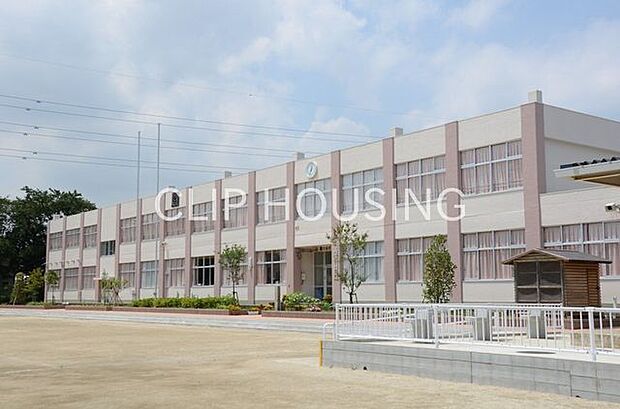 大和市立桜丘小学校 徒歩7分。 510m