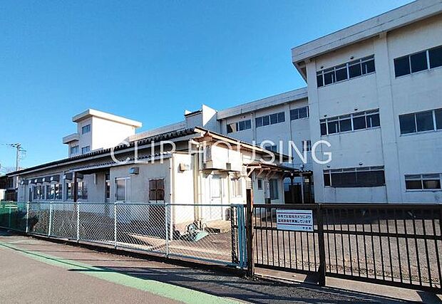 相模原市立双葉小学校 徒歩11分。 840m