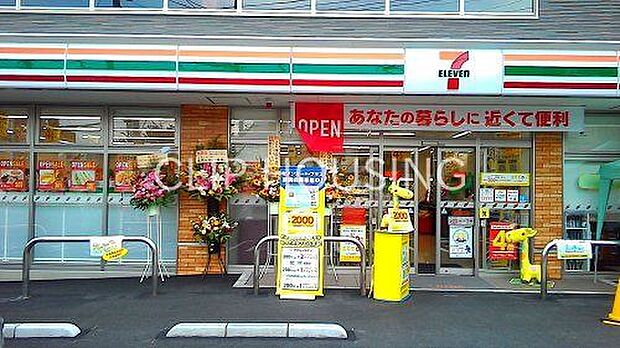 セブンイレブン座間入谷東3丁目店 徒歩3分。 190m