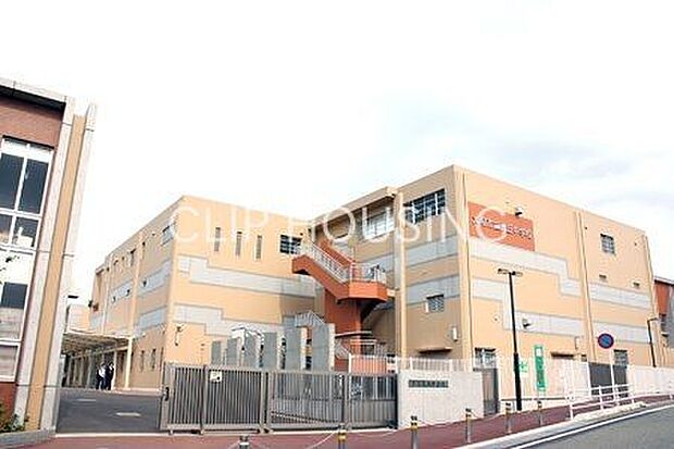 大和市立光丘中学校 徒歩20分。 1540m