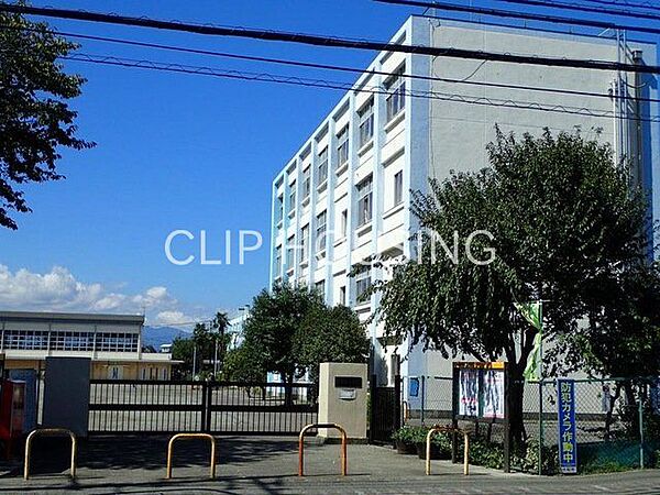 大和市立草柳小学校 徒歩6分。 440m
