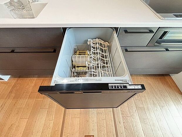 食洗機付きなので家事がはかどり、家族との時間が増えるのが嬉しいですね！