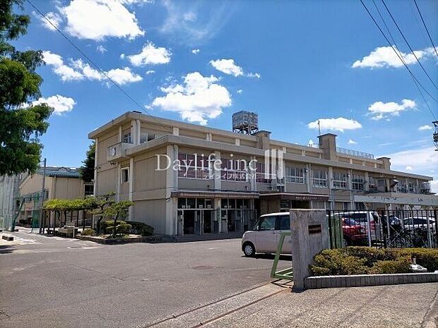 岐阜市立岐阜清流中学校 1850m