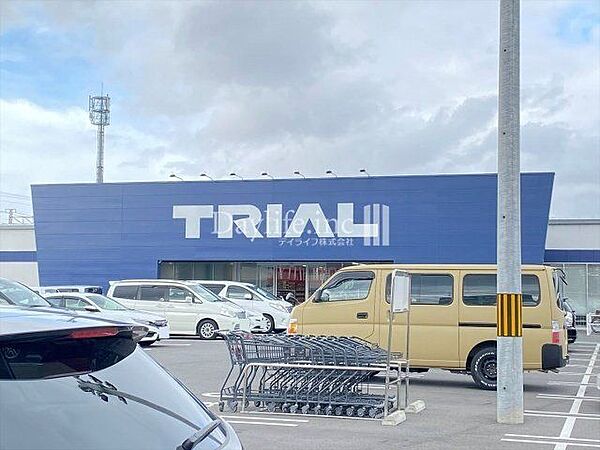 スーパーセンタートライアル岐南八剣店 940m