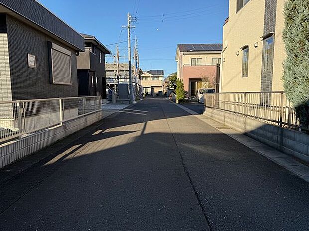 徒歩10分圏内に生活施設が多数あるので、生活しやすい立地です!