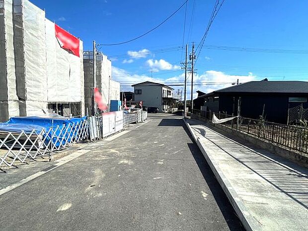 前面道路含む現地写真