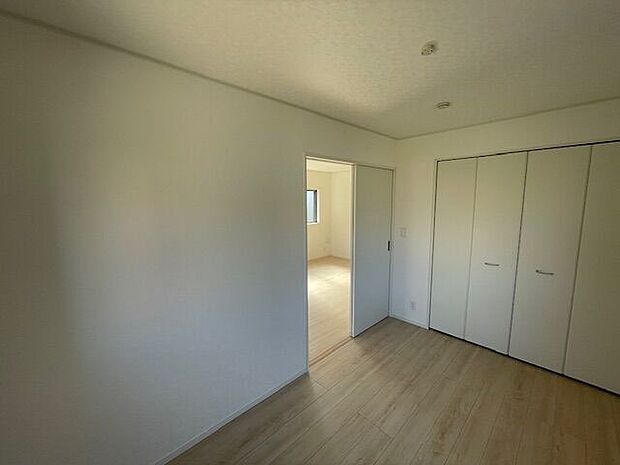 全室洋室なので、お掃除が楽に行えます！家事の手間が省けるのが嬉しいですね！