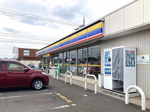 ミニストップ岐南町徳田店 740m