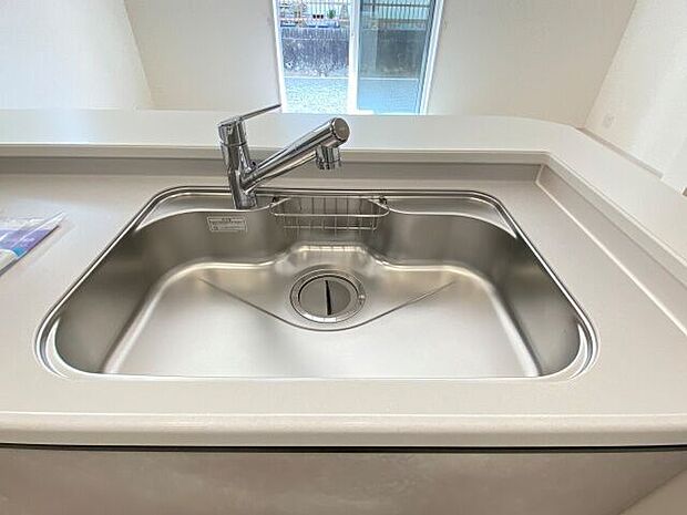 大きめの使いやすいシンクです!