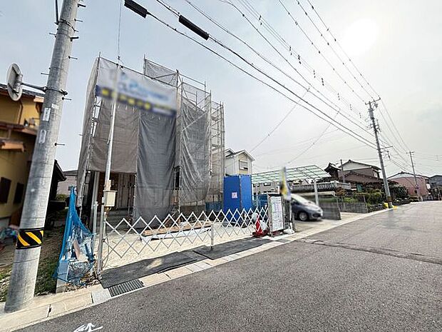 小学校まで徒歩5分!子育て世帯にも安心の住環境です。