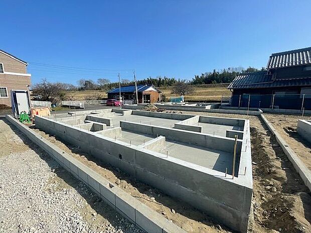 67坪以上のゆとりの敷地!駐車場やお庭もしっかり確保されています!