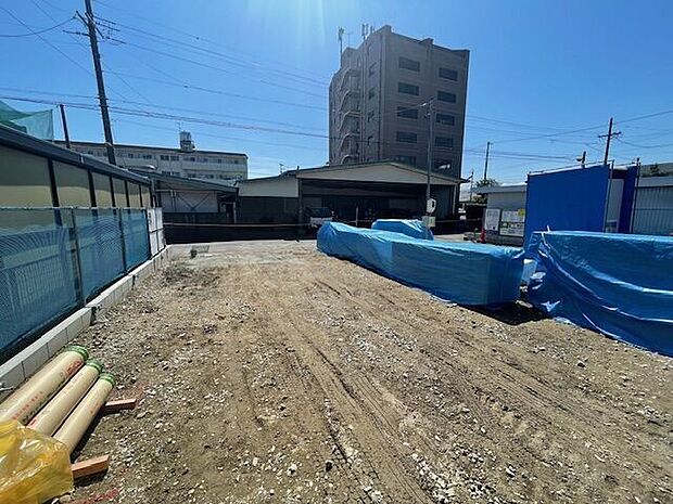 2026年5月完成予定です。内覧ご希望の方は、類似物件もございますのでお気軽にお問合せ下さい!