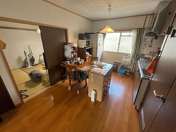 リビング横の和室はお子様のお昼寝時もリビングから確認でき安心です！
