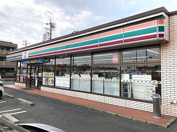 セブンイレブン 笠松町米野店 660m