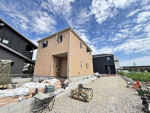 テレワークルーム付き! 在宅ワークや書斎、趣味のお部屋など、多目的にお使いいただけます。