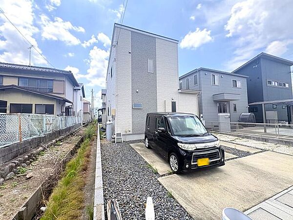 暮らしやすさと利便性を兼ね備えた、ファミリーにおすすめの住まいです。