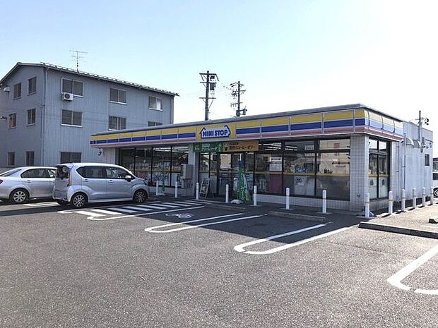 ミニストップ岐南町三宅店 770m