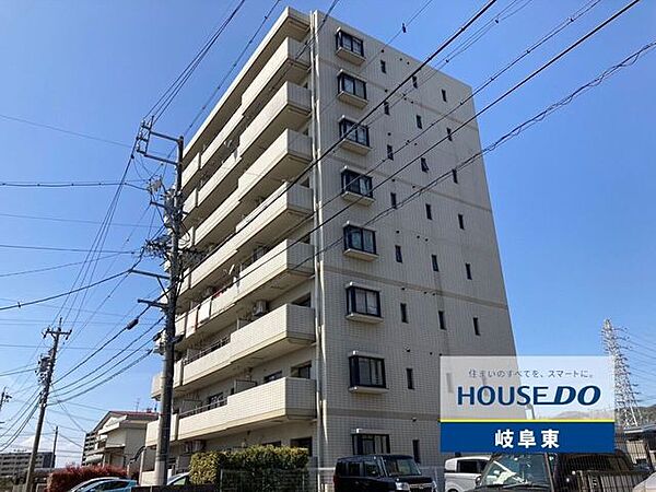”徒歩15分圏内に生活施設多数！！お買い物なども楽にできますね！”