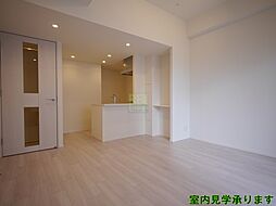 東京メトロ丸ノ内線 新宿御苑前駅 徒歩8分の賃貸マンション 1階1LDKのリビング/ダイニング